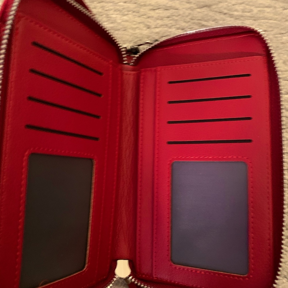 Wallet on a strap - Picture 2 of 6